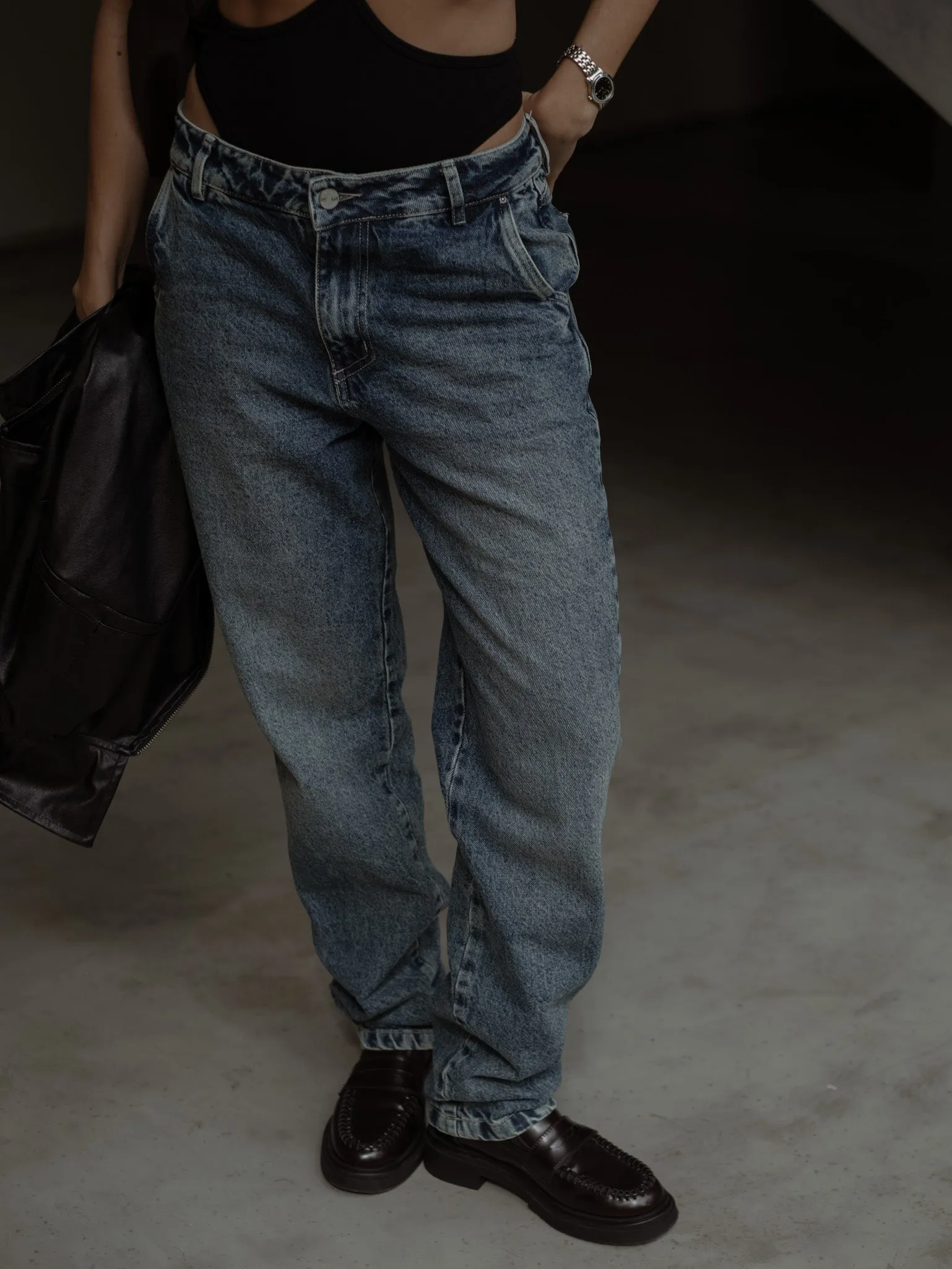 STRAIGHT LEG JEAN  - OCEAN BLUE