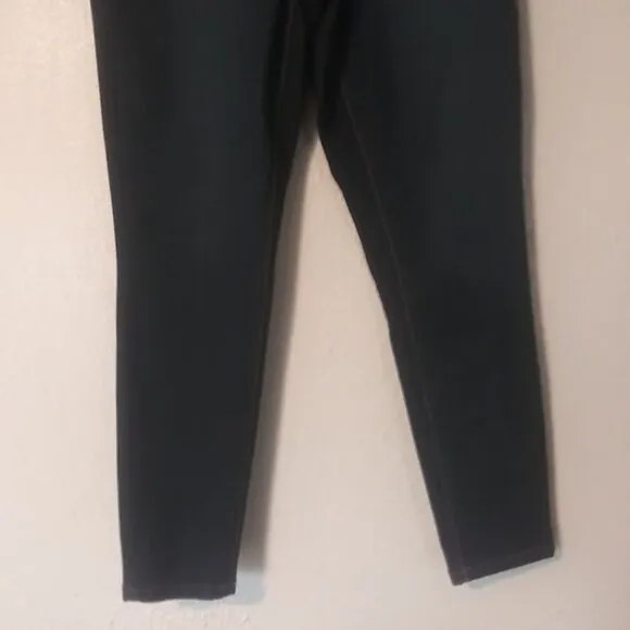 Tahari women's size 14W Valence wash High-Rise Ab-Flattening Skinny Jeans