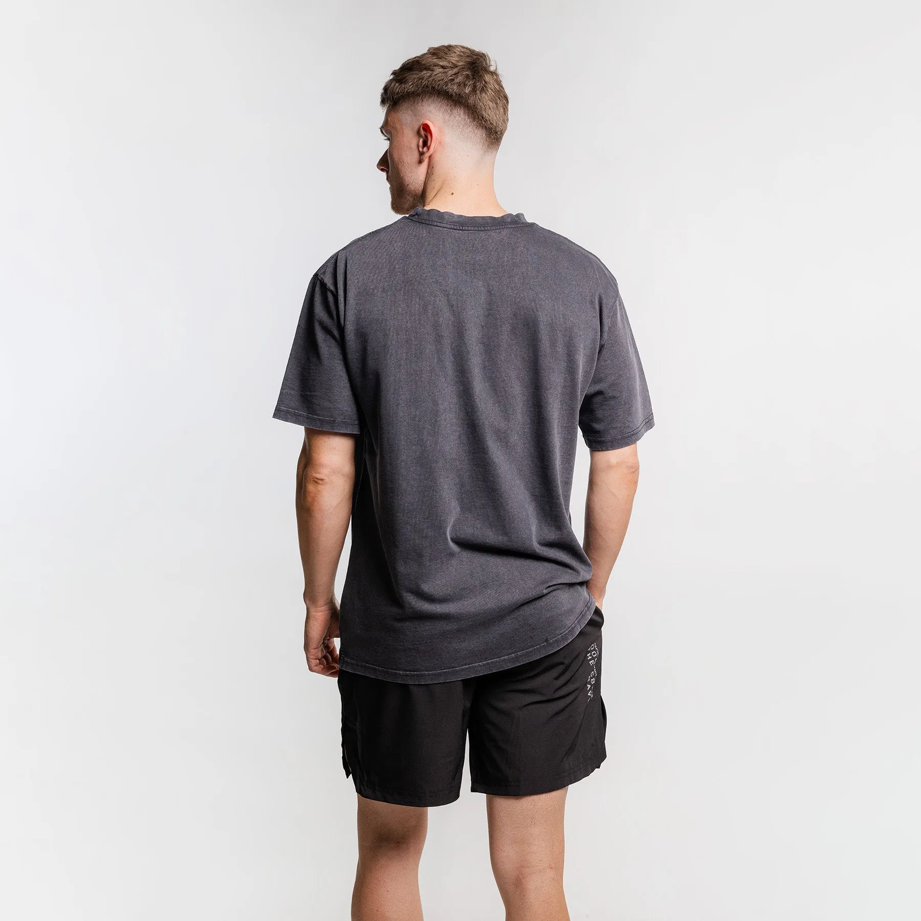 THE BRAVE - LIFESTYLE OVERSIZED T-SHIRT - BLACK ACID WASH