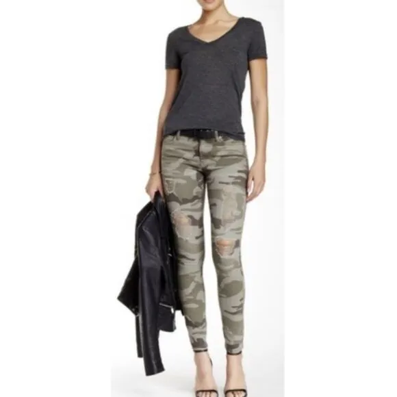 True Religion Jeans Halle Mid Rise Super Skinny Green Camo Distressed Size 26