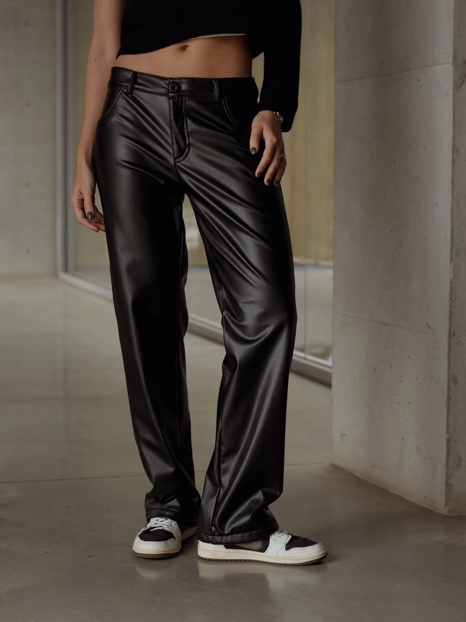 VEGAN LEATHER TROUSER  - BLACK