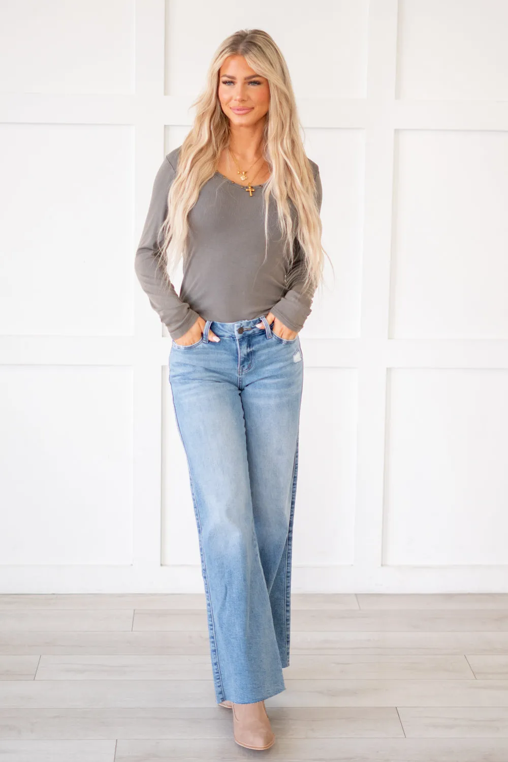 Vouchsafe Mid Rise Raw Hem Wide Leg Jeans