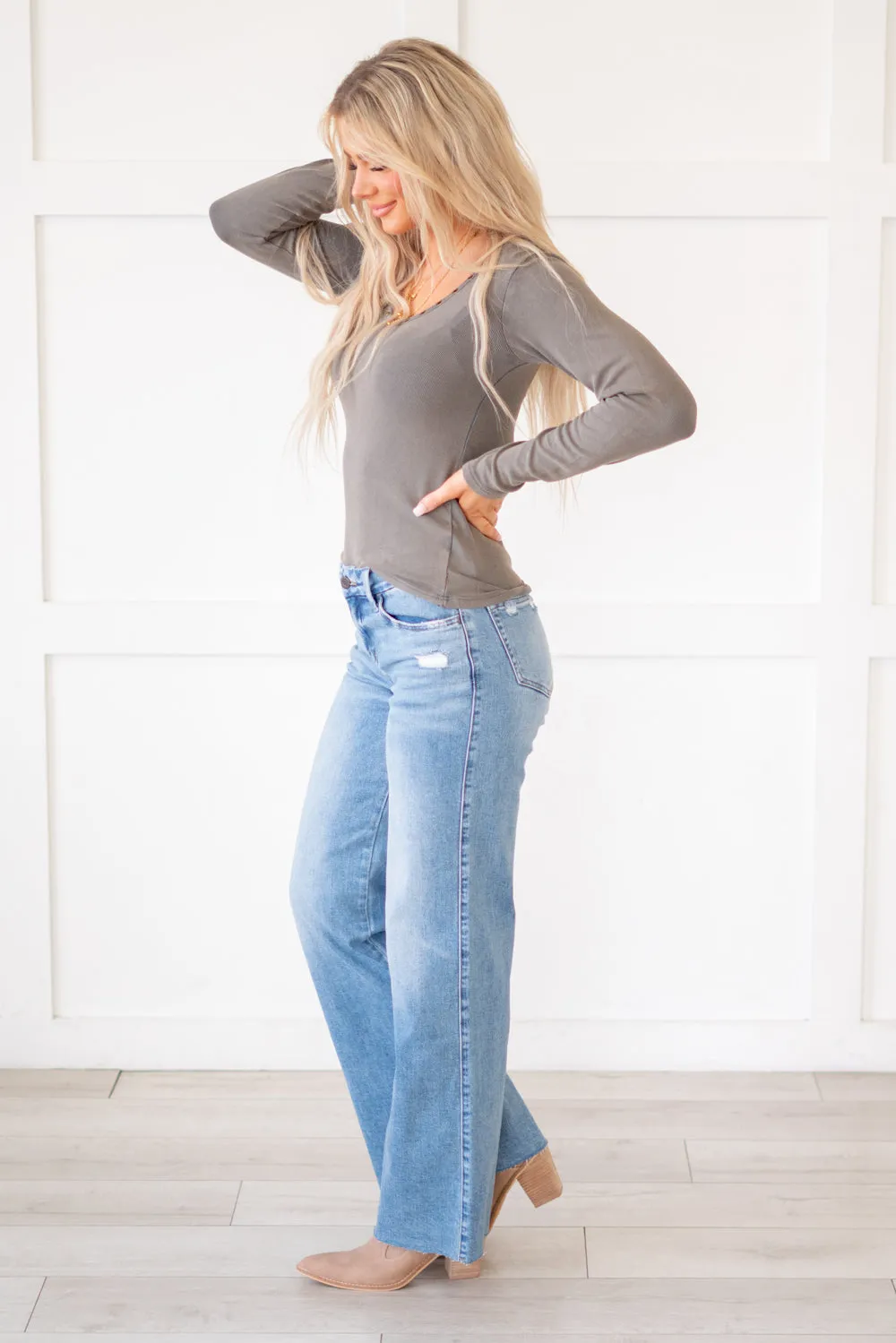 Vouchsafe Mid Rise Raw Hem Wide Leg Jeans