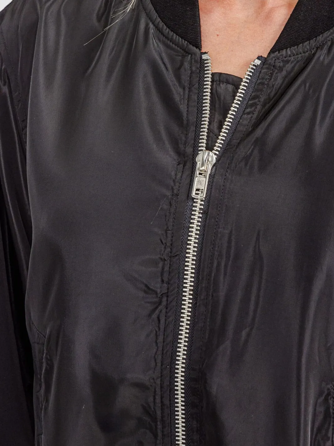 WOMEN'S LONG SLEEVE POCKETS ZIPPER CLOSURE BOMBER JACKET