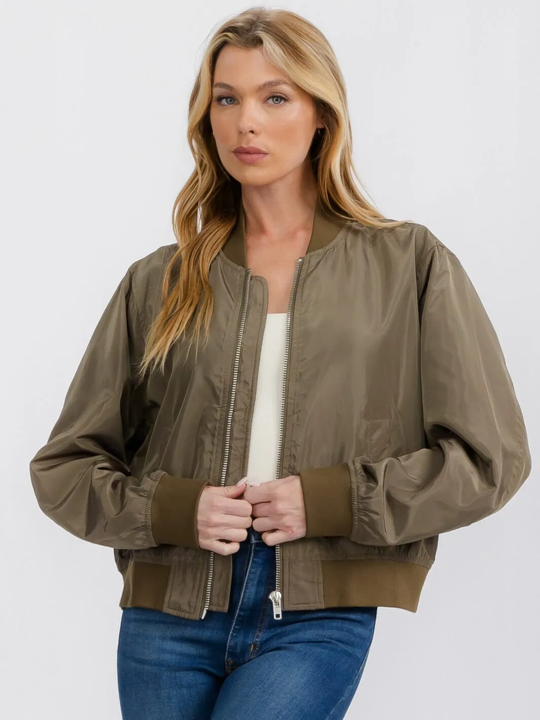 WOMEN'S LONG SLEEVE POCKETS ZIPPER CLOSURE BOMBER JACKET