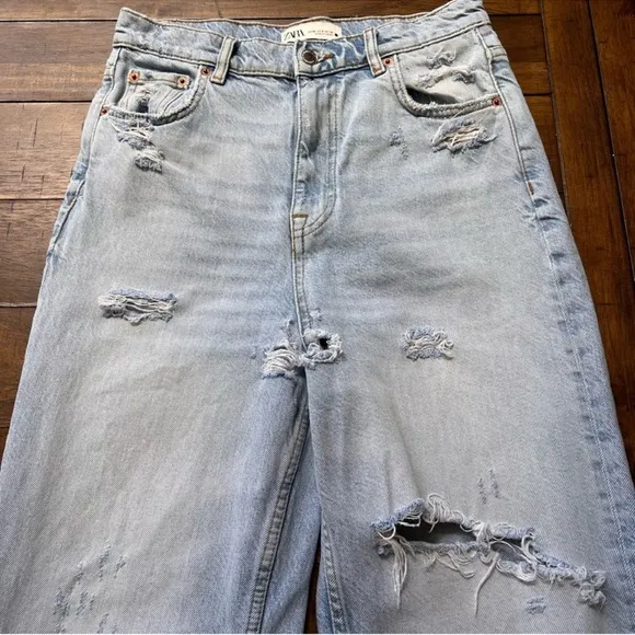 Zara 90s Full Length Wide Leg Destroyed Distressed high waisted Jeans size 6