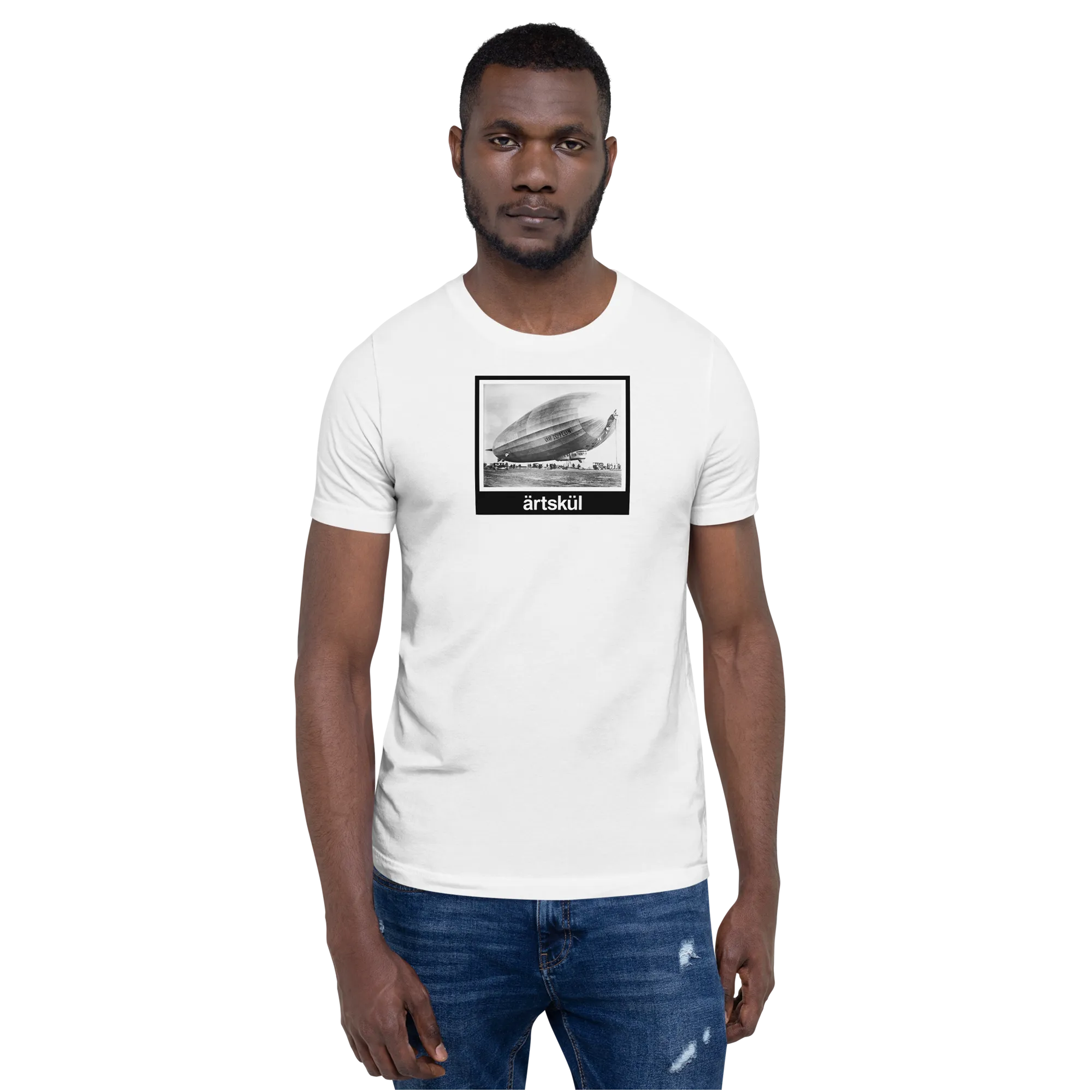 Zeppelin Airship Graphic Tee | The Darkroom Series | ärtskül